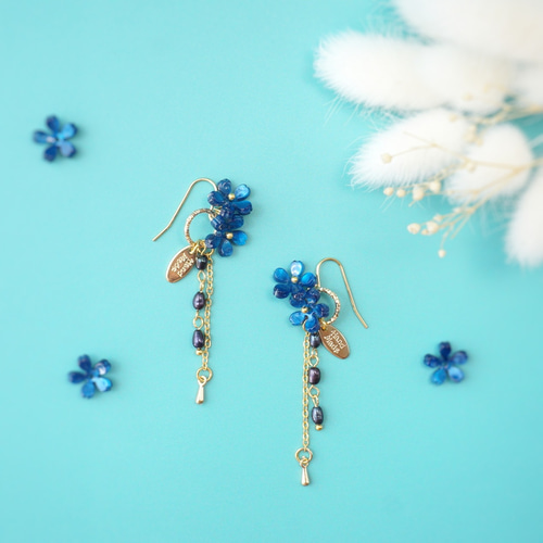 空いろの勿忘草 ピアス&イヤリング ピアス（フック・チェーン） ＊雪屋