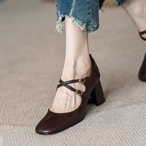 本革ストラップパンプス クロスストラップ パンプス 可愛いパンプス