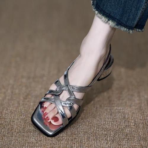 初めて履く日から柔らかく痛くない。本革 サンダル レディース靴