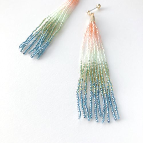 PIERCE:「春」四季 -グラデーションビーズのタッセルピアス- ピアス 