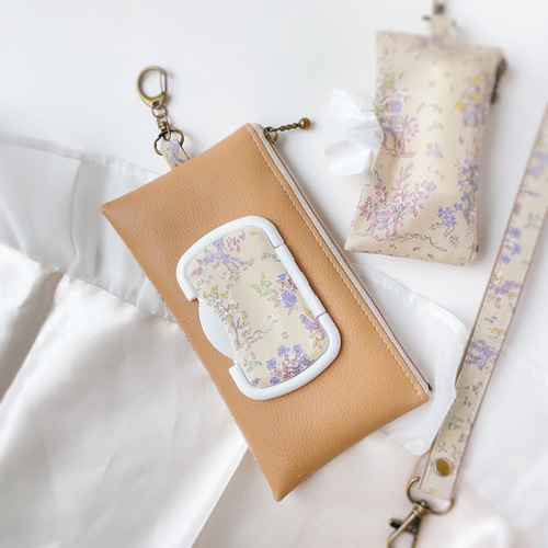 おでかけセット♦︎ウェットティッシュポーチ、ゴミ袋ポーチ  