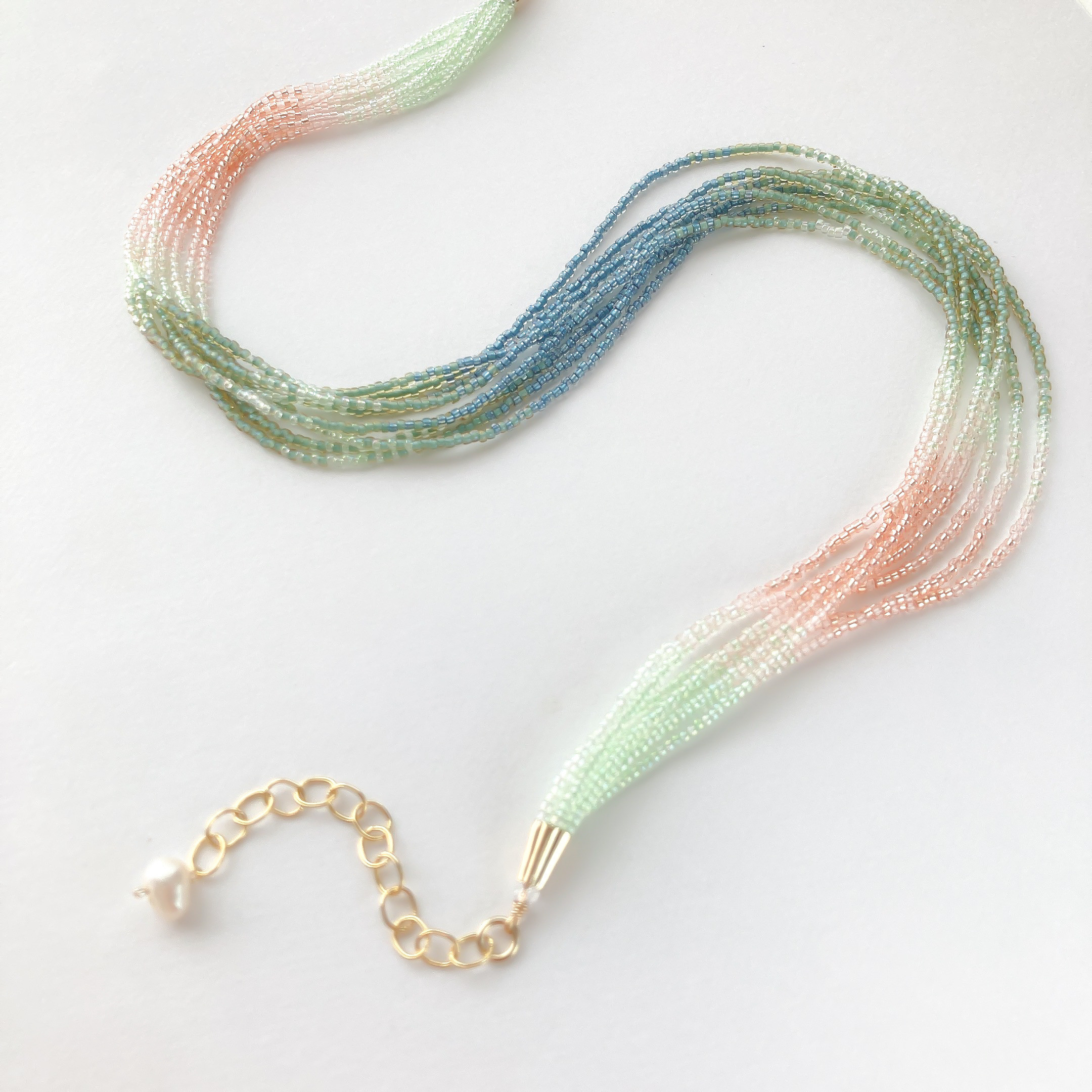 NECKLACE:「春」四季 -グラデーションビーズのネックレス-