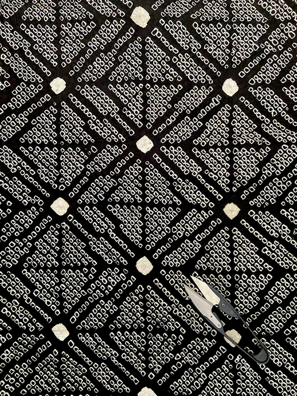 黒　総絞り　フレンチスリーブワンピース&リボンベルト　着物リメイク　ハンドメイド 7枚目の画像