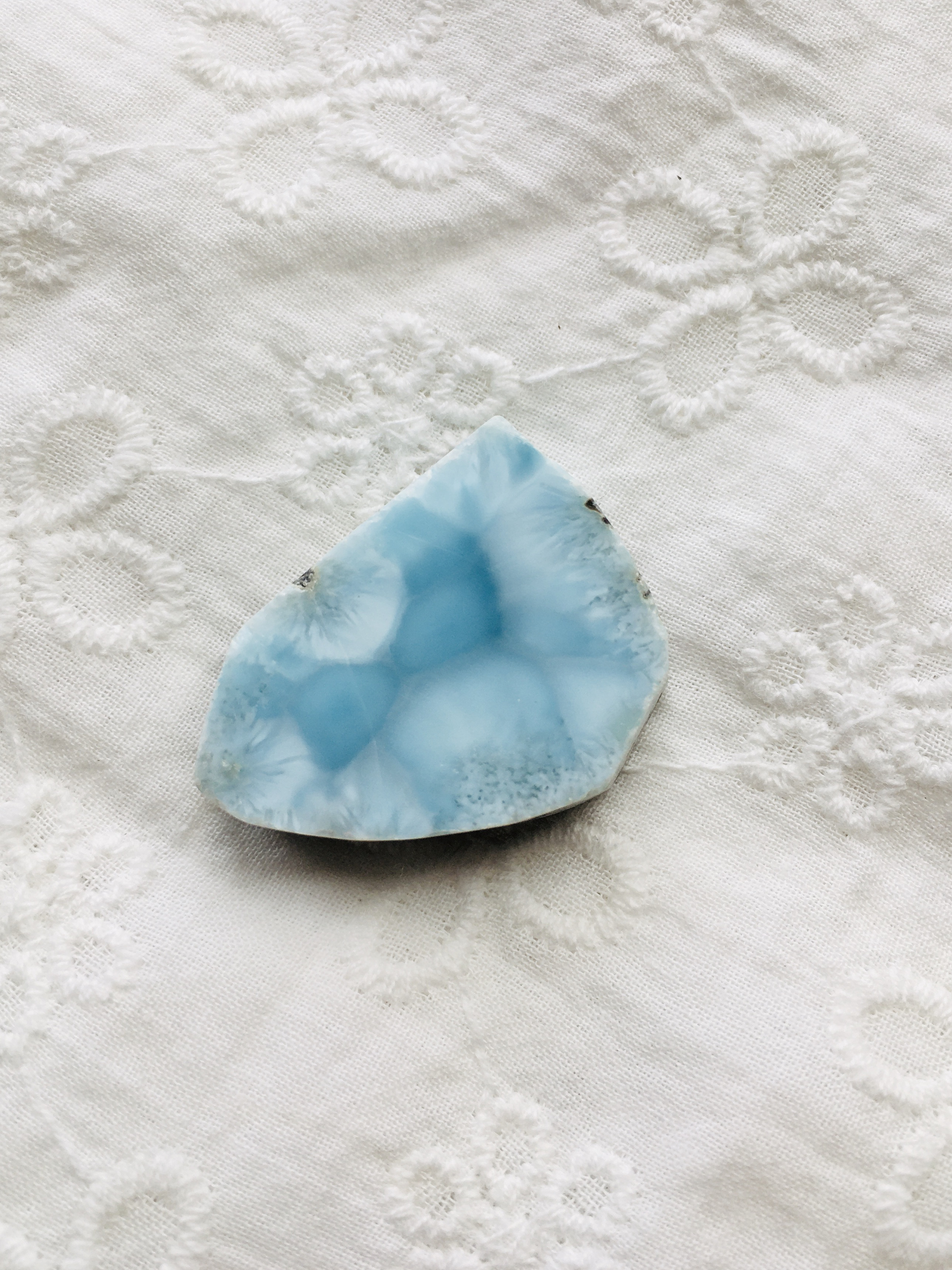 #402 ラリマー【A】ドミニカ産ブルーペクトライト　原石　両面磨きプレート　1点物　「世界3大ヒーリングストーン」癒し