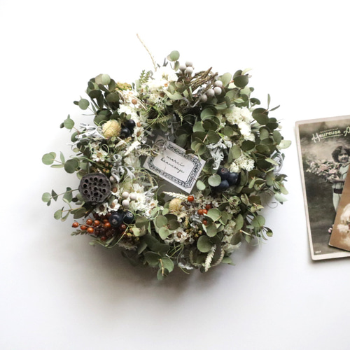 送料無料】Creema限定ユーカリとワイルドフラワーのアンティークリース  