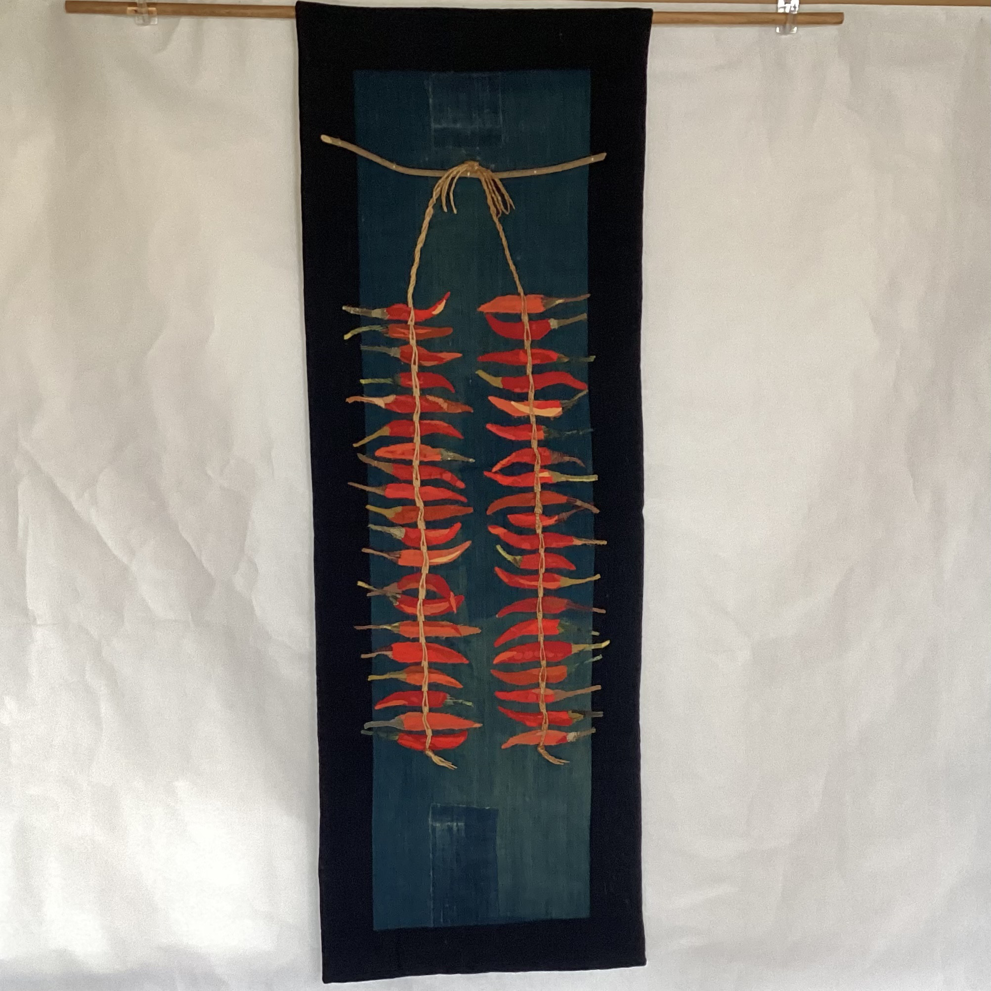 唐辛子の布絵タペストリー