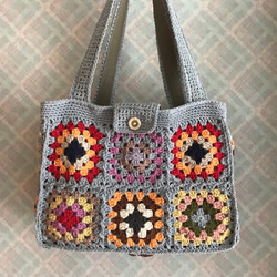 モチーフ編みのトートバッグ（水色）★手編み　編み物　モチーフバッグ　レトロで可愛い 1枚目の画像
