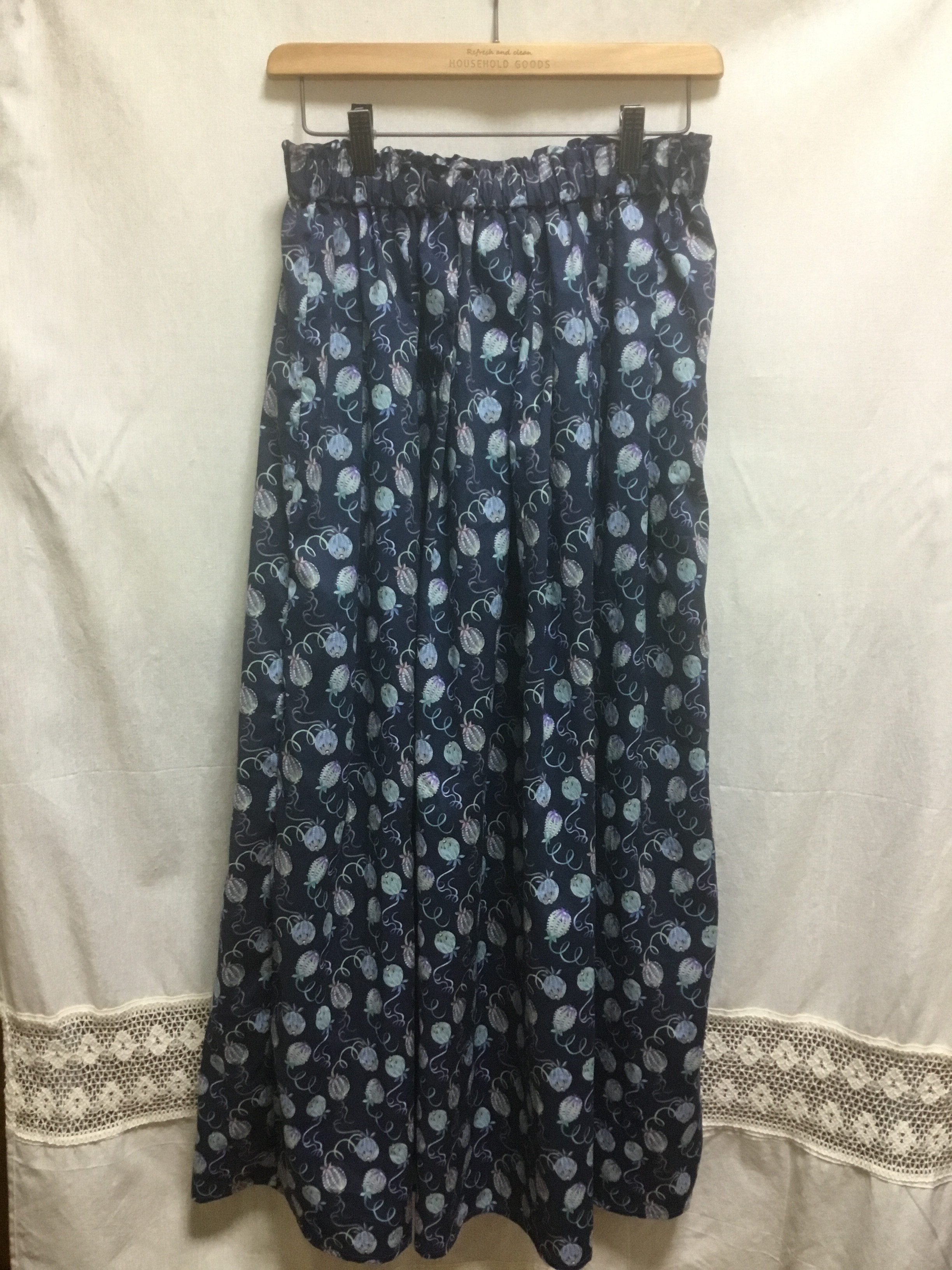 リバティタナローン、ラブリーなタックスカート