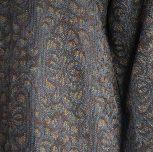 着物リメイク　　V襟の ロングワンピース（絹着物地）七分袖 9枚目の画像