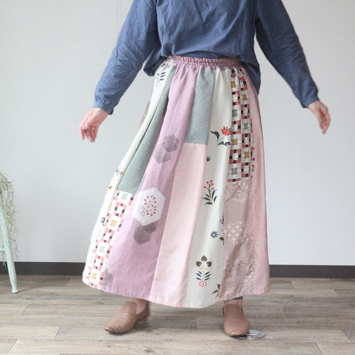 着物リメイク 薄桃大島紬と草花模様合せタックギャザースカート ロング  