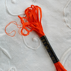 アンティーク DMC 刺繍糸 人絹 オレンジ 1枚目の画像