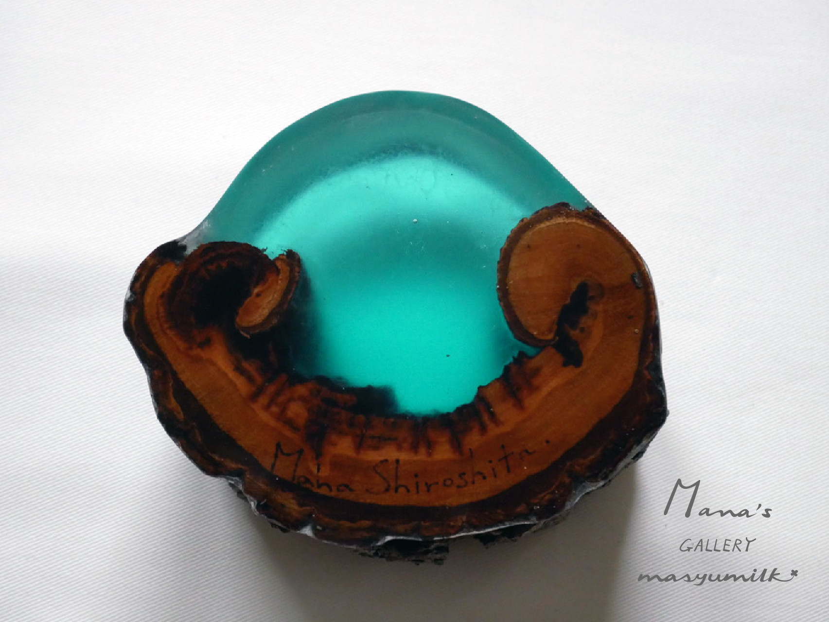 木の雫シリーズ　peacock blue