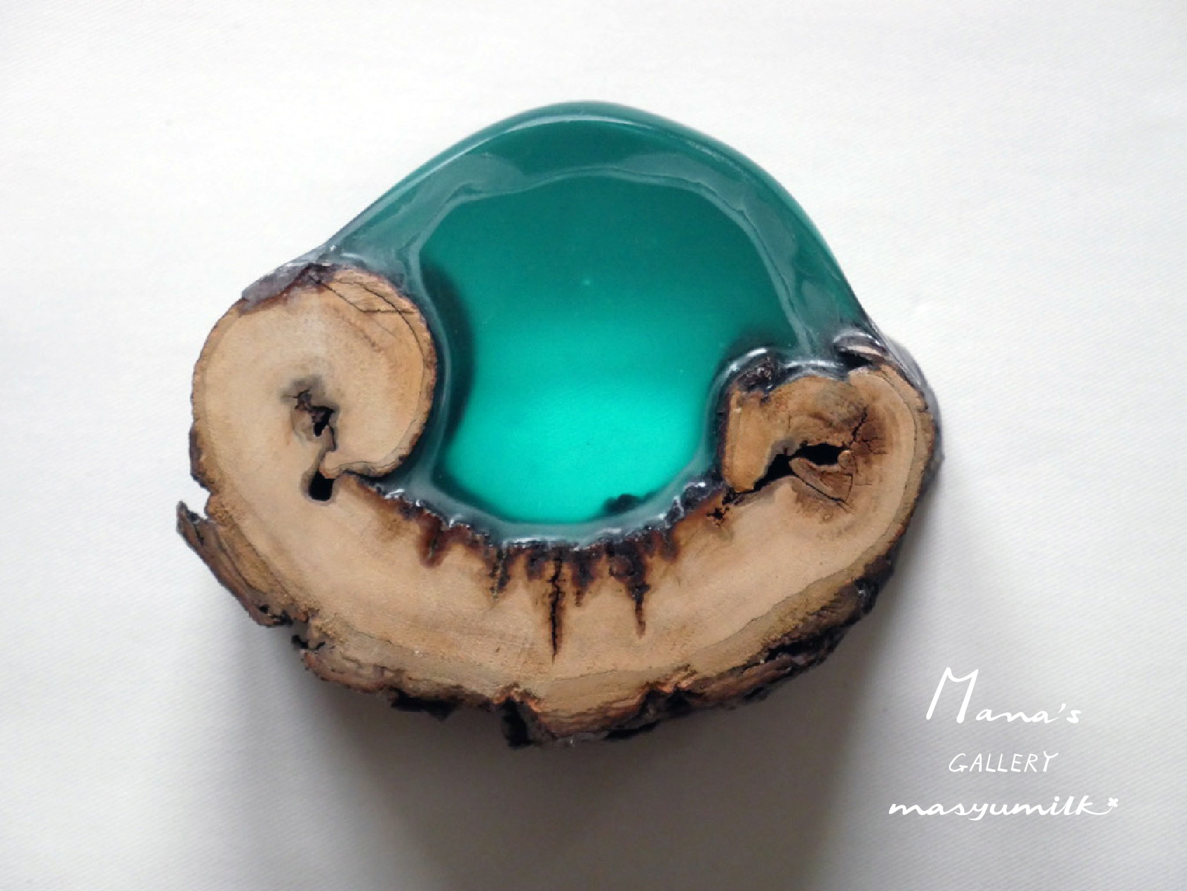 木の雫シリーズ　peacock blue