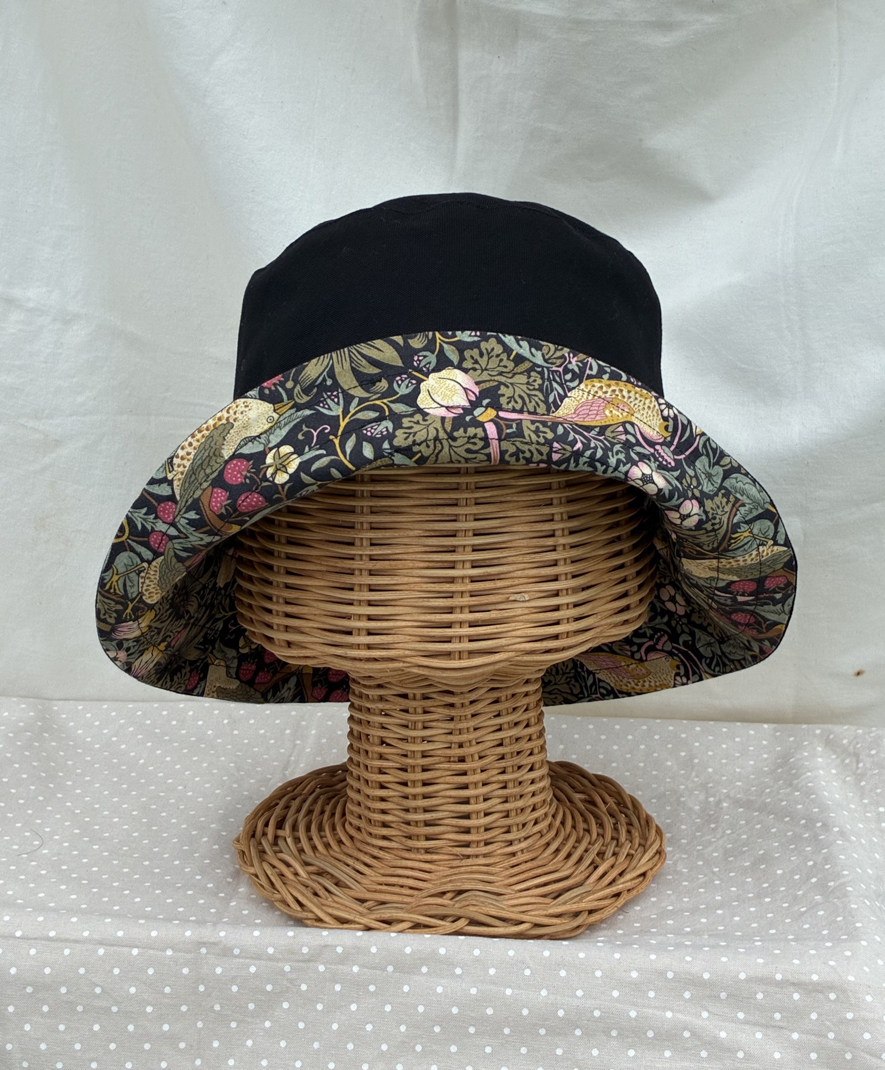 ☆受注製作☆ 帽子 simply ハット ウィリアムモリス 黒 60cm