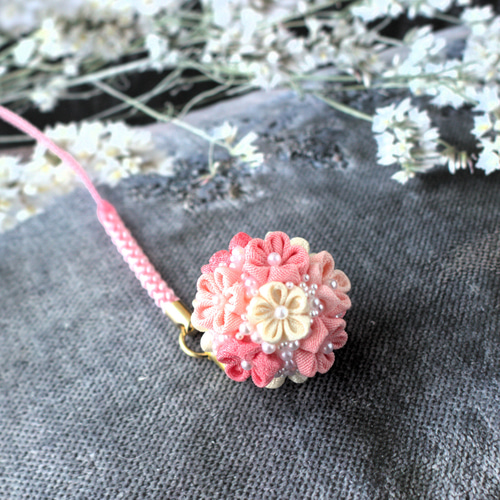 ❁着物パステル桜C根付けストラップ・大人かわいいつまみ細工