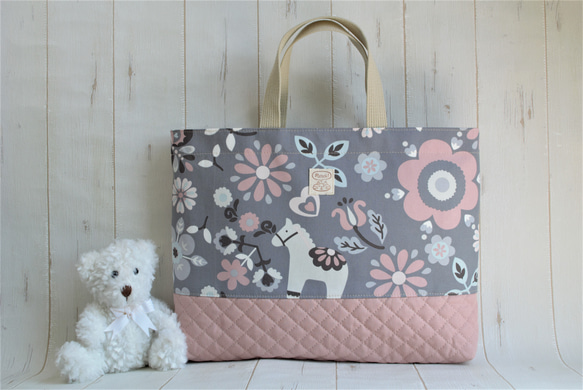45×35大きめレッスンバッグ おしゃれ 可愛い♡ 品の良い花と木馬 