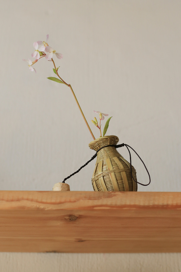 竹編みシリーズ | ミニ竹かご 調味料かご コショウかご 花器 | 手作り竹編み 自然環境保護 4枚目の画像