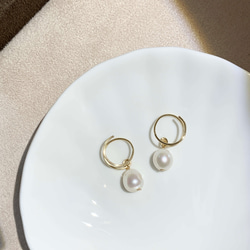 Aquata珍珠旋轉耳環 (14K包金) / Aquata Pearl Spiral Earrings (14KGF) 第4張的照片