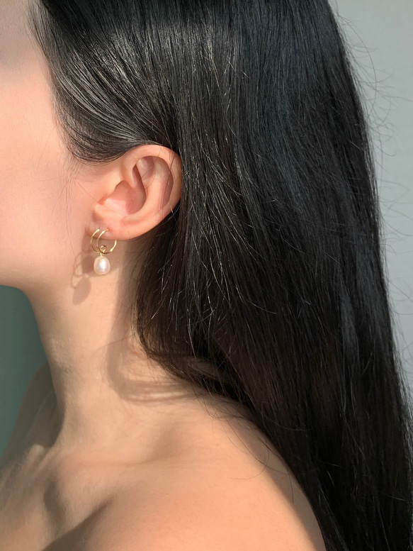 Aquata珍珠旋轉耳環 (14K包金) / Aquata Pearl Spiral Earrings (14KGF) 第6張的照片