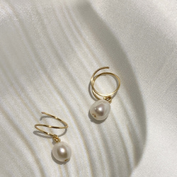 Aquata珍珠旋轉耳環 (14K包金) / Aquata Pearl Spiral Earrings (14KGF) 第5張的照片