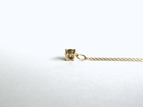 K10【四月生日石】4毫米美麗澳洲香檳色「鑽石」項鍊 第19張的照片