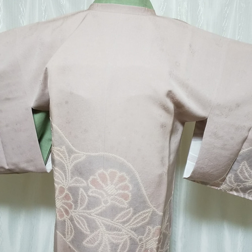 ☆可愛い刺繍の着物 ミントグリーン付け下げ お花柄の紬のお着物 ☆可愛い刺繍の着物 ミントグリーン付け下げ お花柄の紬のお着物