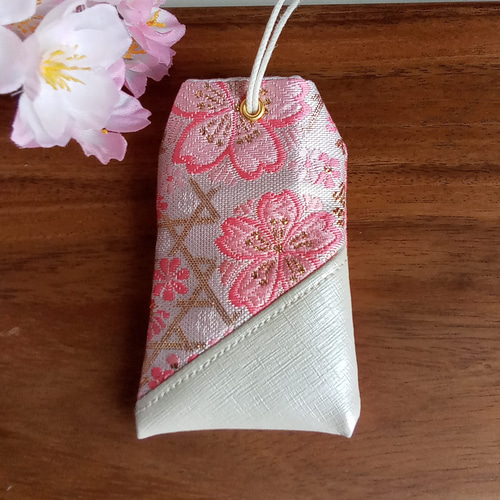 お守り袋 金欄 ❀金のかごめに桜づくし(白/ピンク)❀ セット売りも 