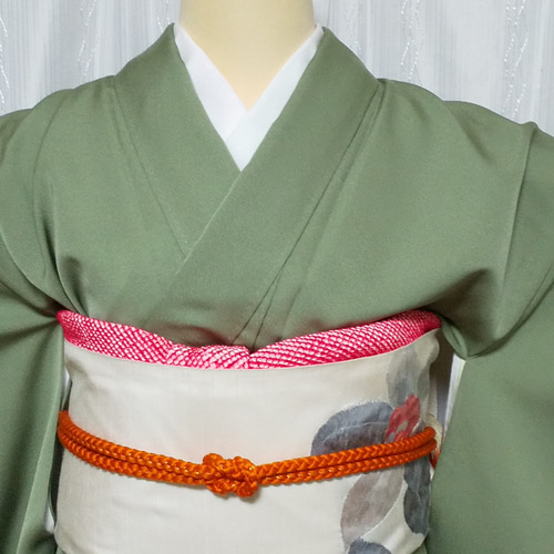 タイムセール☆着物モスグリーン着物 紋付き 色無地 正絹 新品 タイムセール☆着物モスグリーン着物 紋付き 色無地 正絹 新品