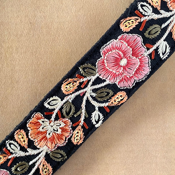 印度刺繡絲帶智慧型手機附手帶短帶黑色粉紅玫瑰 第6張的照片