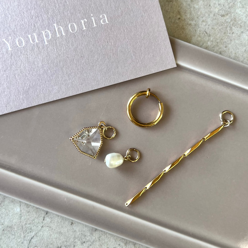 Bijor【ビジュー】ガラスチャームアクセサリー 淡水パール ピアス