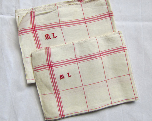 フランスヴィンテージ 特大サイズ　クロス　イニシャルモチーフ　蚤の市 フランスヴィンテージ 特大サイズ クロス イニシャルモチーフ