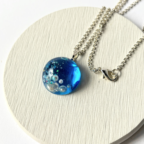 海の泡ネックレス / レジン ネックレス・ペンダント 華昇 優羽