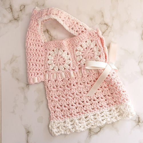 ♡ハンドメイド♡犬服♡紫陽花コサージュワンピース♡ピンク 犬猫うさちゃん服 紫陽花のレースワンピース ペット服