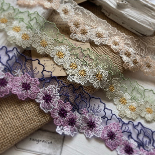 new! ゆらり花風＊＊ お花のレース レース ハンドメイド リボン