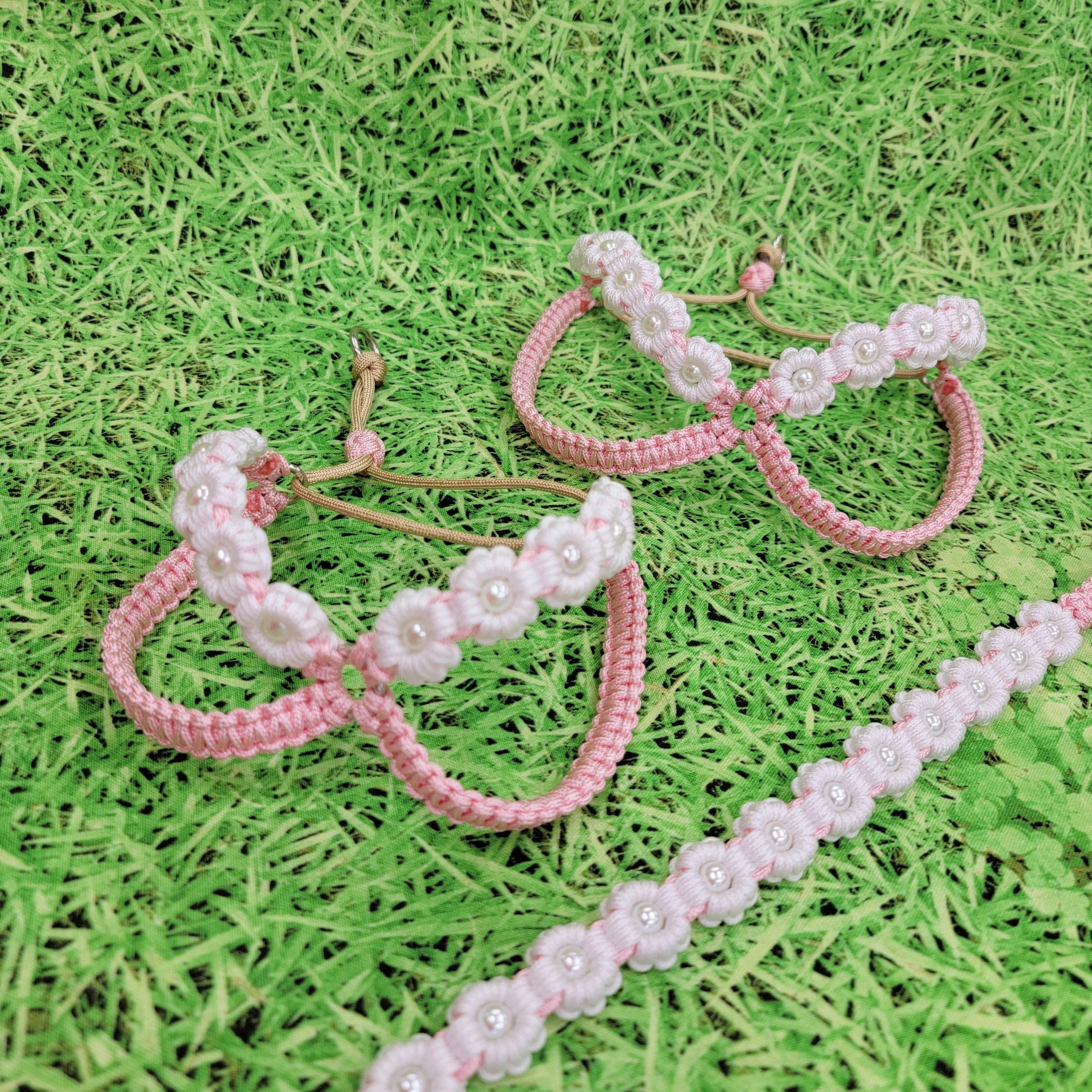 チワワのハーネス お花付き かわいい パラコード 小型犬用 おそろい ちわわ ハーネス S+サイズ ヨーキー プードル