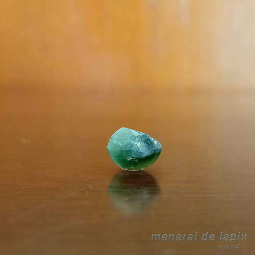 バイカラー トルマリン キャッツアイ 2.57カラット 天然石 mineral de