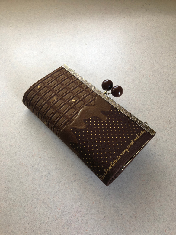 とろけるチョコレート　アメ玉がま口　長財布 1枚目の画像