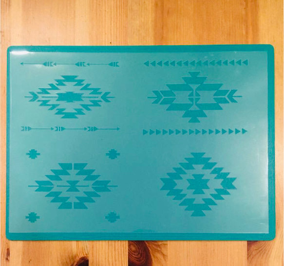 オルテガ柄プレートNO.4