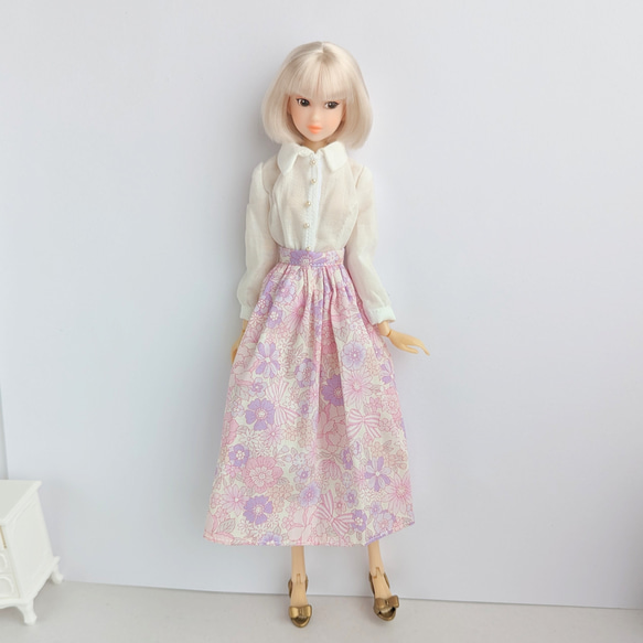 856※ピンクの花柄ロングスカート※momokoDOLLアウトフィット※1/6ドール服 1枚目の画像
