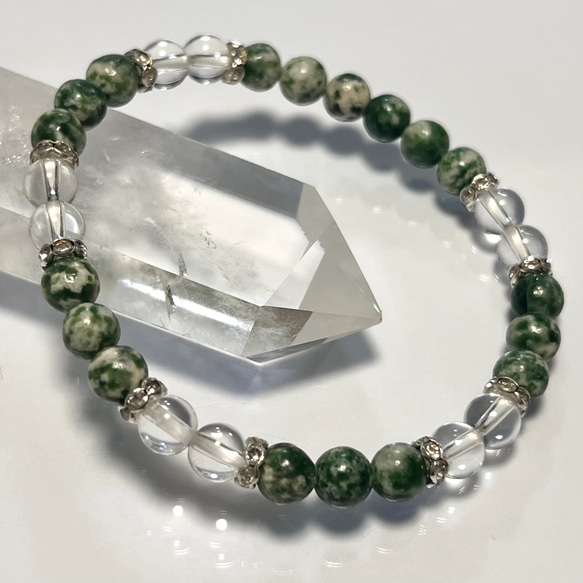 再販【癒し·お守り】ソーシュライト(中国翡翠) × 水晶 パワー·ストーン