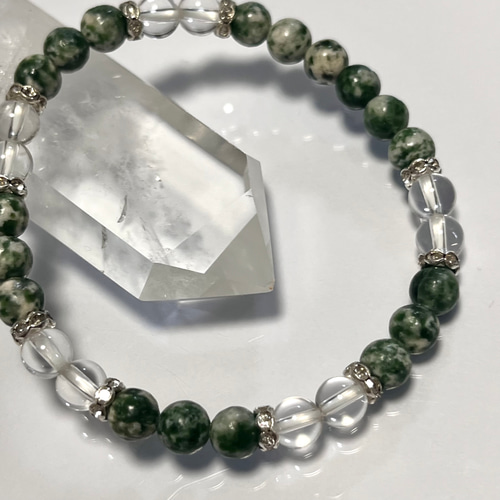 再販【癒し·お守り】ソーシュライト(中国翡翠) × 水晶 パワー·ストーン