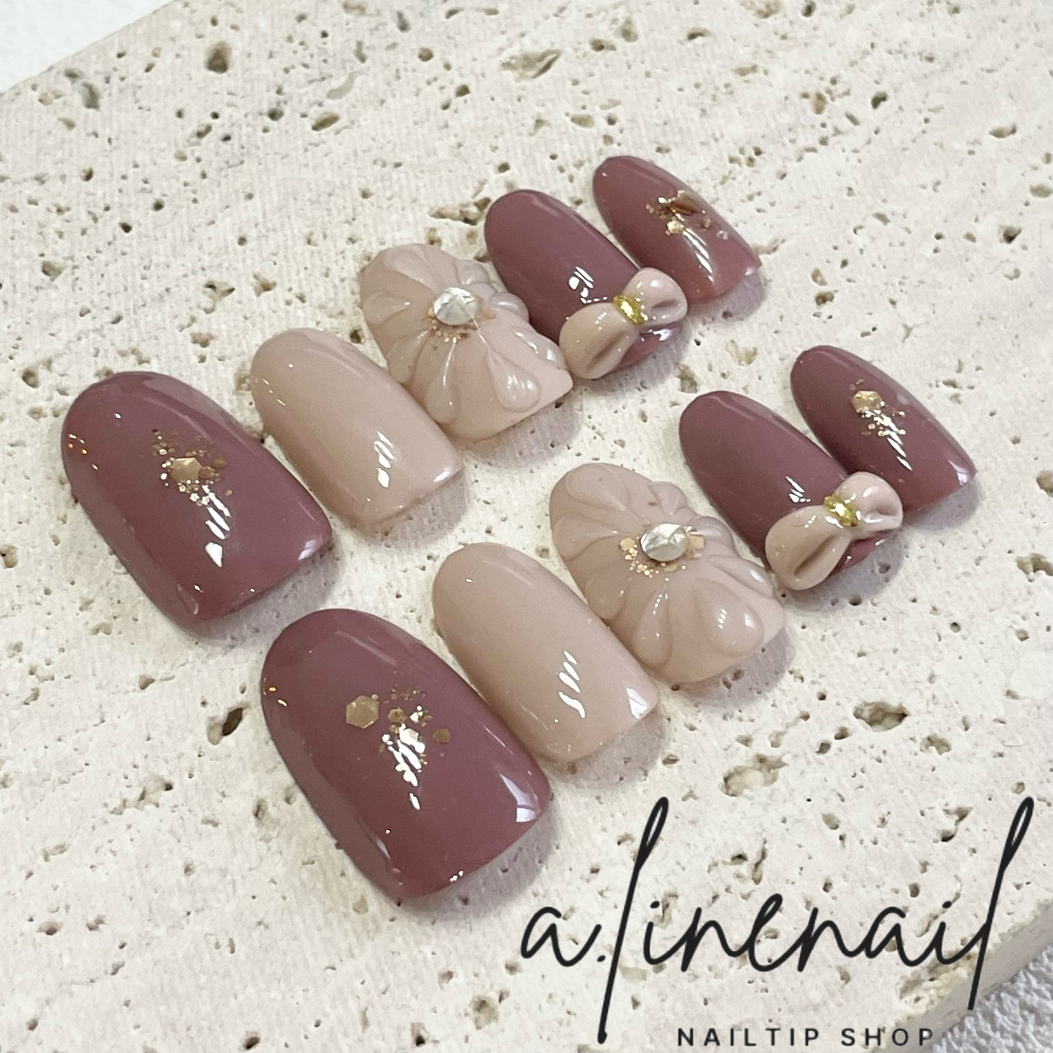 ネイルチップ ワンホン ビジュー ぷっくりフラワー リボン