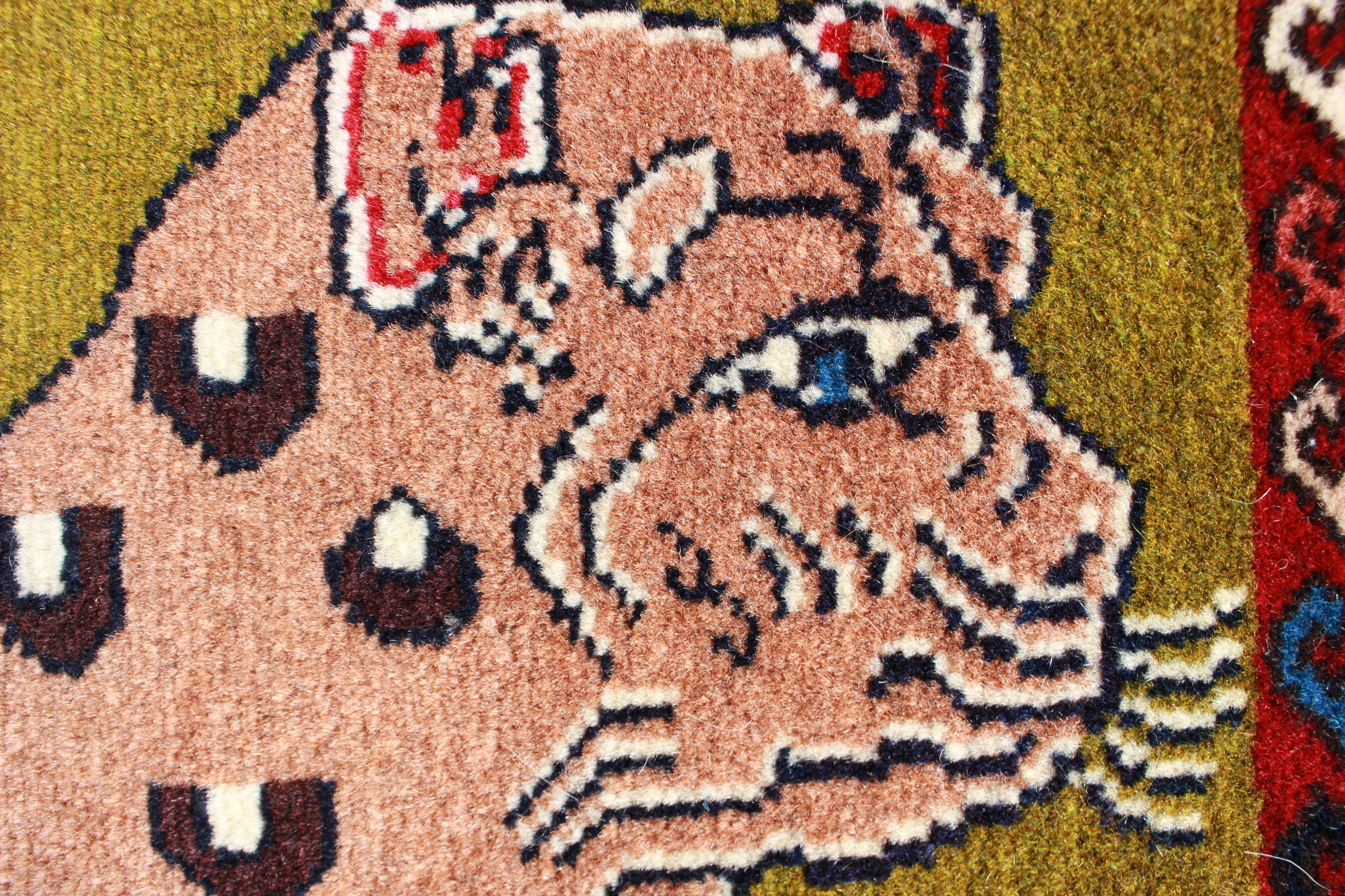 ヤラメ　チーターラグ　ギャッベ