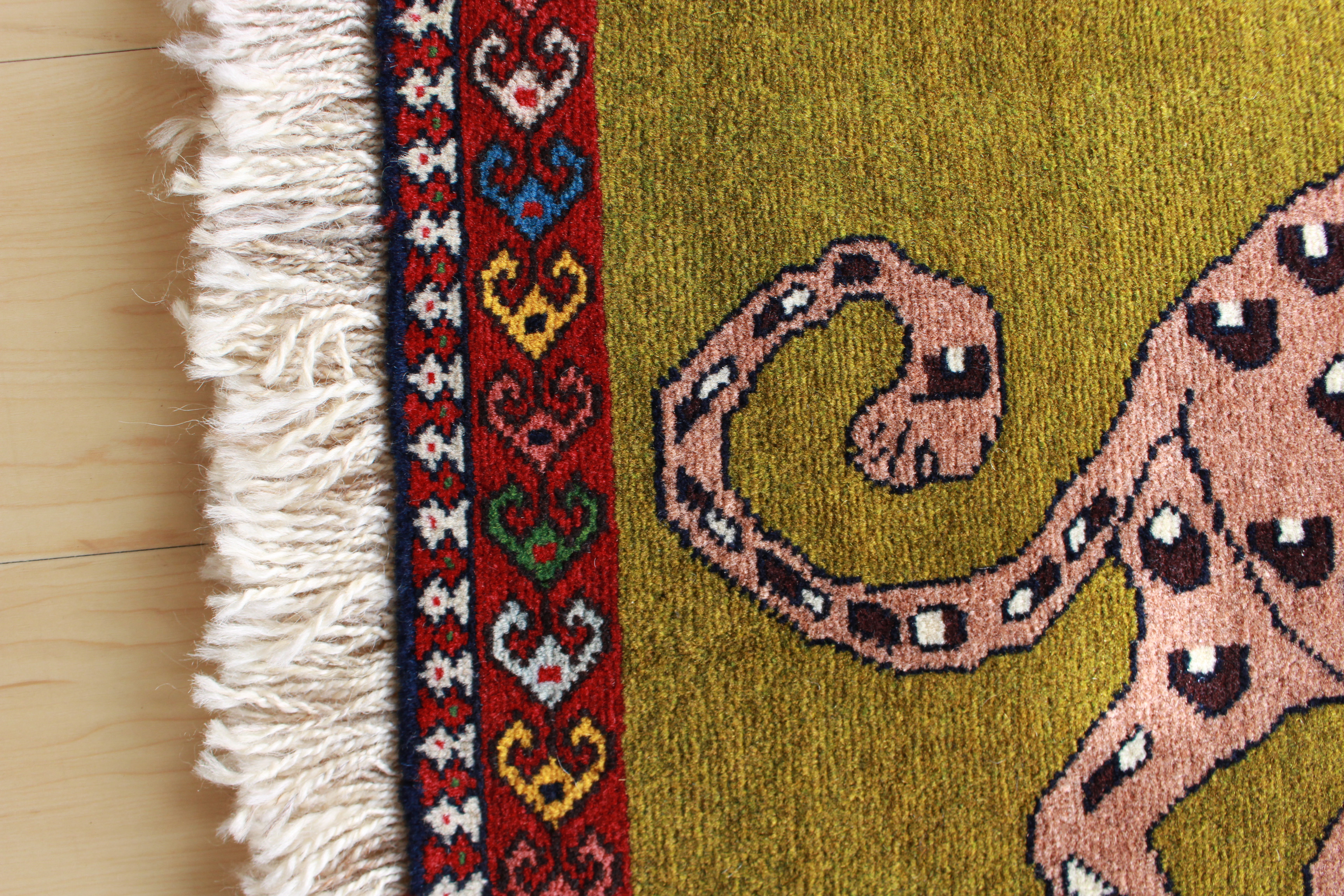 ヤラメ　チーターラグ　ギャッベ