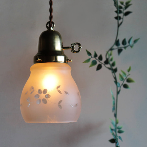 エレガント 花 ガラスシェード付き1灯ペンダントライト
