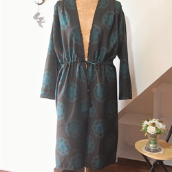 大島紬　華紋のロングはおり　着物リメイク 5枚目の画像