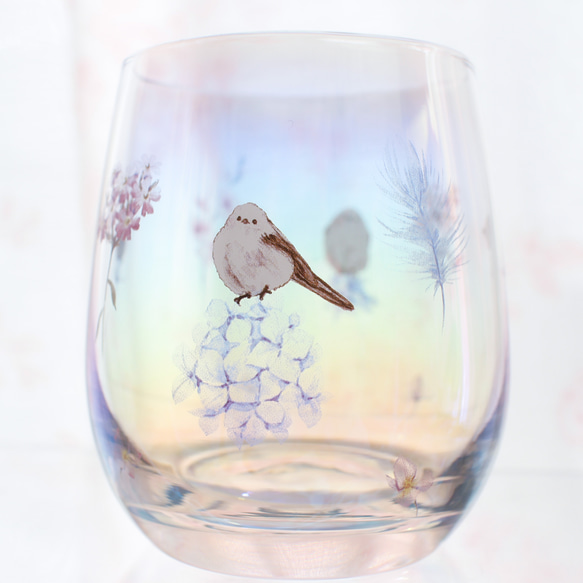 シマエナガさんのオーロラグラス〜雪の妖精とお花〜耐熱グラス対応 1枚目の画像