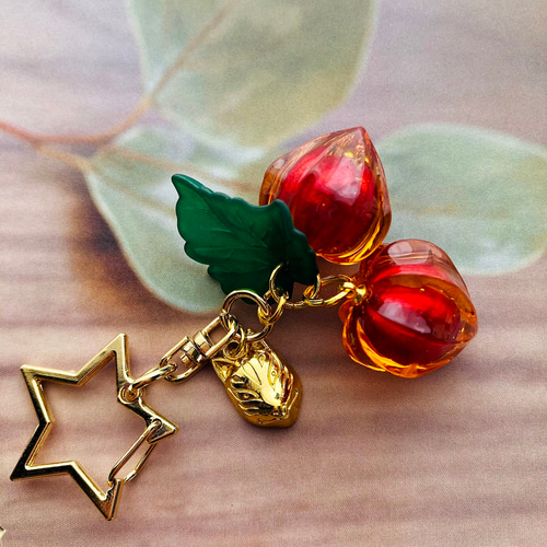 鬼灯（ほおずき）と狐面のキーホルダー 赤加賀智 キーホルダー