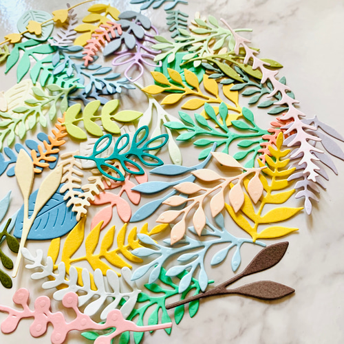 クラフトパンチ ダイカット 葉 リーフ 色々セット 50枚入 カラーMIX