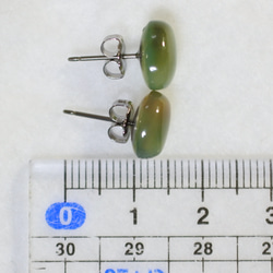 （1 件）綠色瑪瑙耳釘（8 x 10 毫米鈦柱） 第5張的照片